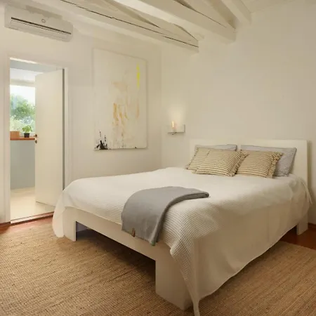 Luxury In Istria - 9,000 Sqm Private Estate With Pool & Sauna, 15 Min To Sea, Near Fazana, 3 Bedrooms Jursici