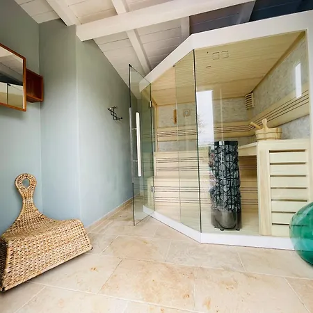 Luxury In Istria - 9,000 Sqm Private Estate With Pool & Sauna, 15 Min To Sea, Near Fazana, 3 Bedrooms